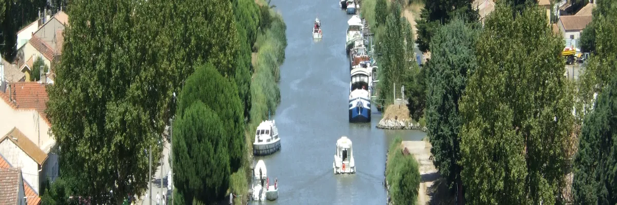 Image Installation abri de piscine Aigues-Mortes