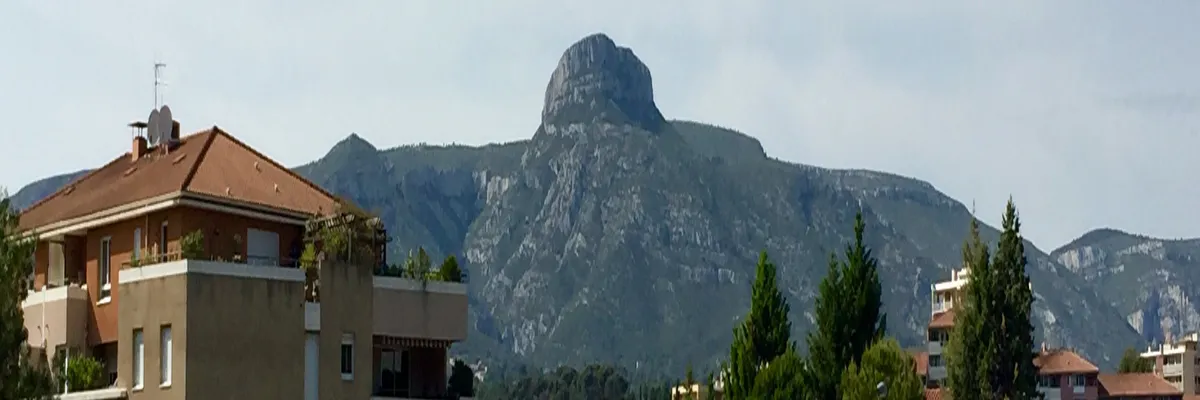 Image Installation abri de piscine Aubagne