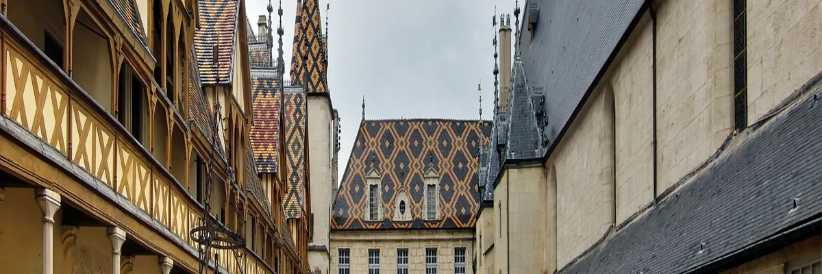 Image Installation abri de piscine Beaune