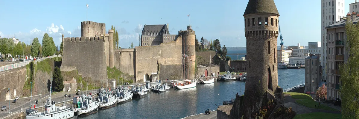 Image Installation abri de piscine Brest