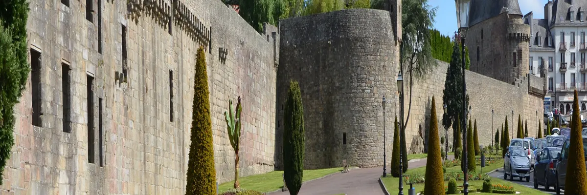 Image Installation abri de piscine Hennebont
