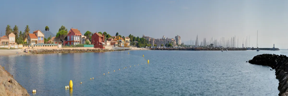Image Installation abri de piscine Hyères