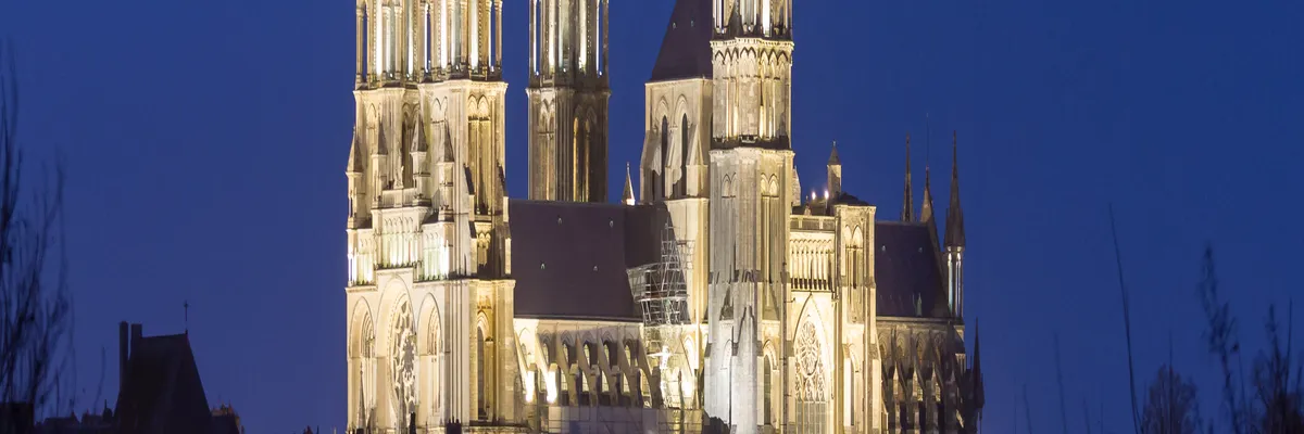 Image Installation abri de piscine Laon