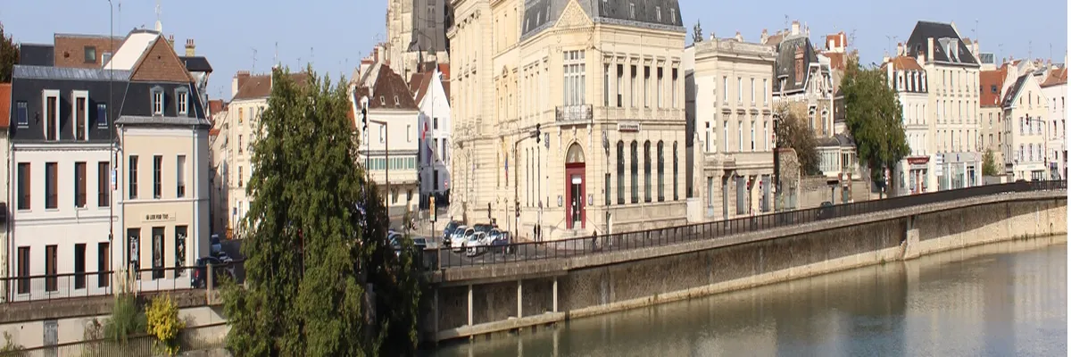 Image Installation abri de piscine Meaux