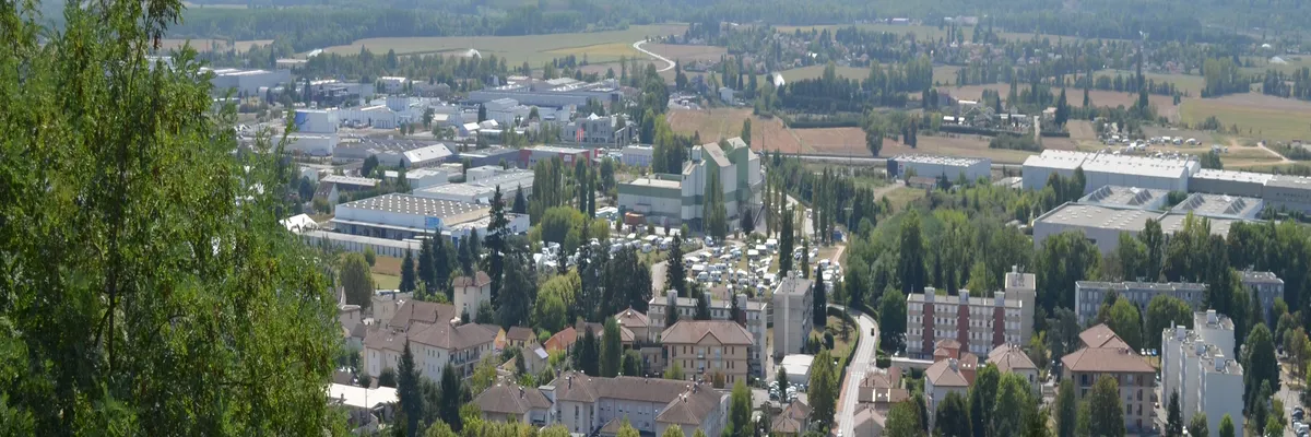 Image Installation abri de piscine Montluel