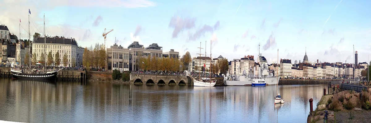 Image Installation abri de piscine Nantes