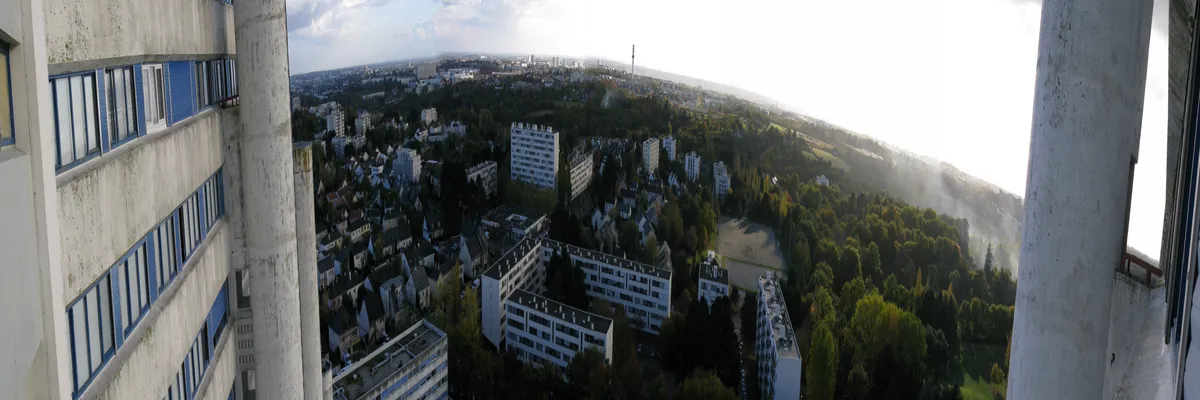 Image Installation abri de piscine Saint-Herblain