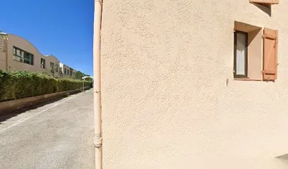 Image de Abri One SAS, Abri de piscine télecopique & abris de terrasse coulissants