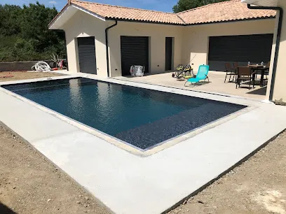 Image de hf construction 33 maison et piscine
