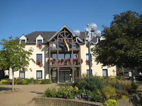 Abri Piscine Sur Mesure Installation abri de piscine Acigné