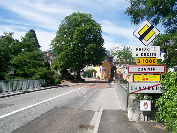 Abri Piscine Sur Mesure Installation abri de piscine Cognin