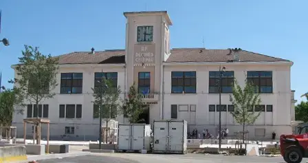 Abri Piscine Sur Mesure Installation abri de piscine Décines-Charpieu