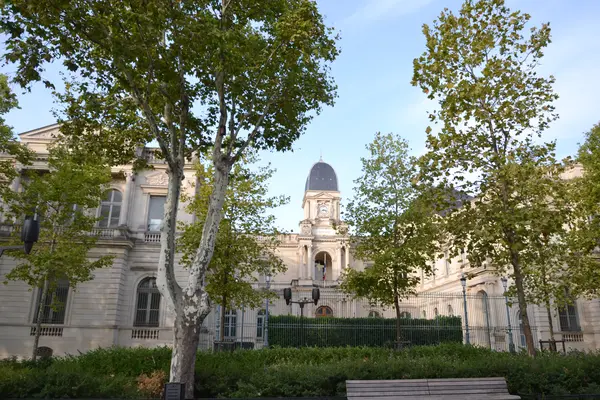 Abri Piscine Sur Mesure Installation abri de piscine Gard