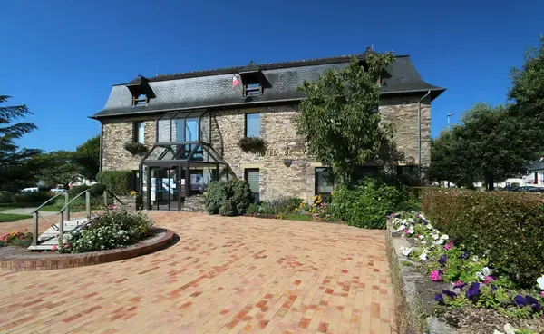 Abri Piscine Sur Mesure Installation abri de piscine Laillé