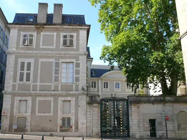 Abri Piscine Sur Mesure Installation abri de piscine Lot