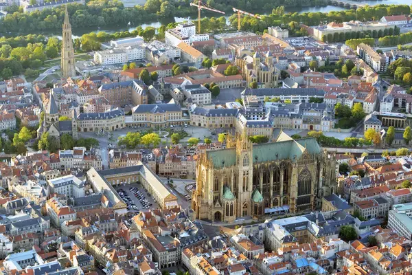 Abri Piscine Sur Mesure Installation abri de piscine Metz