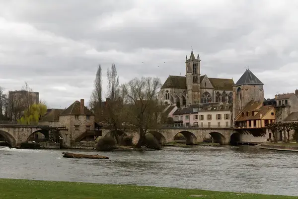 Abri Piscine Sur Mesure Installation abri de piscine Moret-Loing-et-Orvanne
