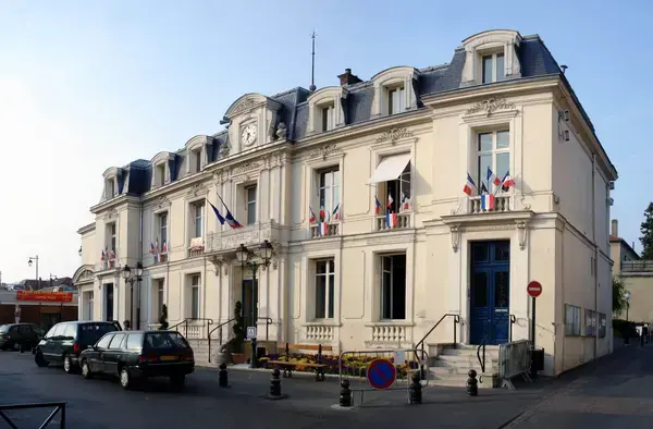 Abri Piscine Sur Mesure Installation abri de piscine Saint-Leu-la-Forêt