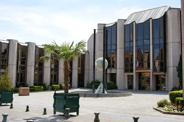 Abri Piscine Sur Mesure Installation abri de piscine Thiais